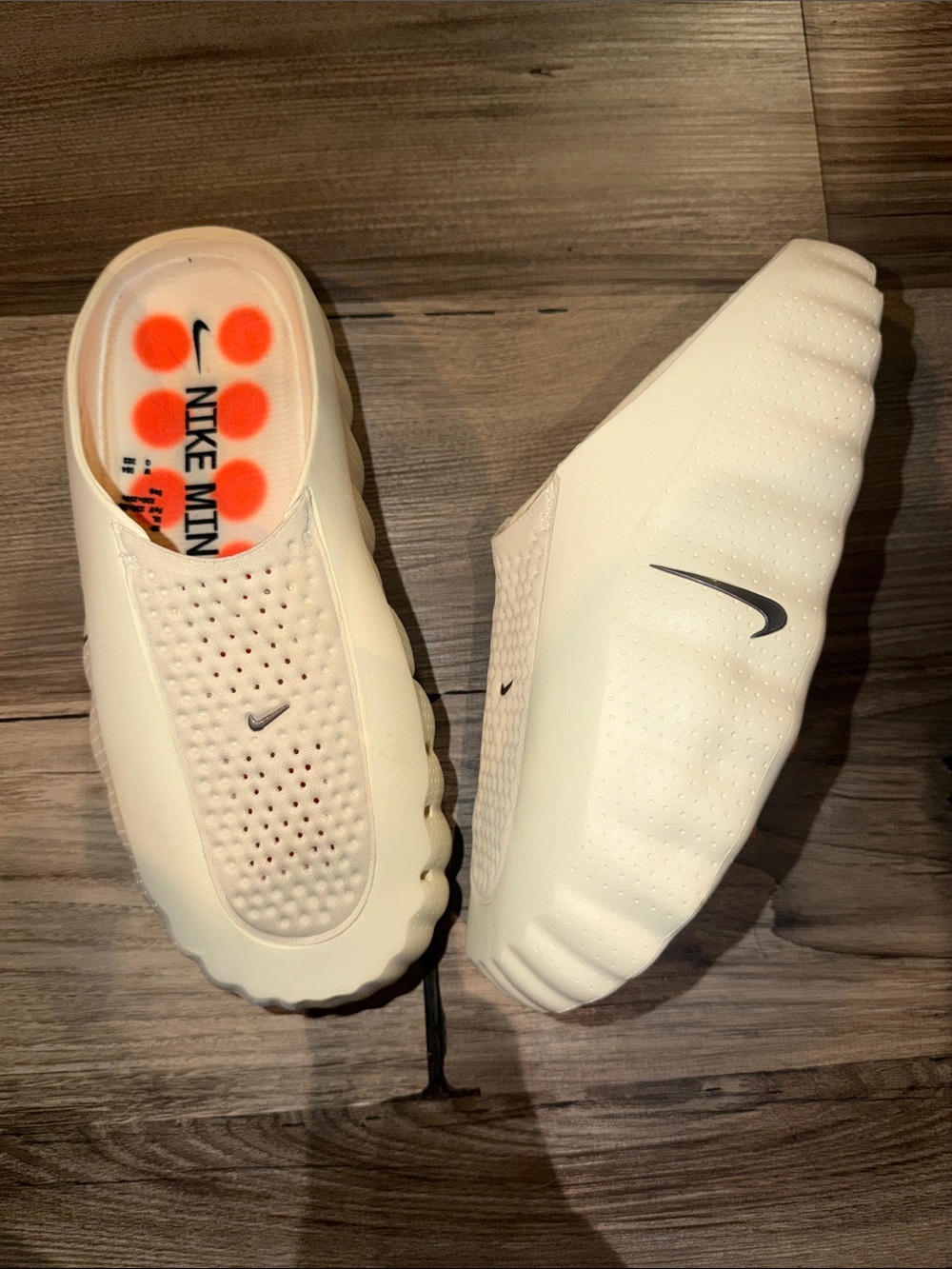 Nike Mind 001 womens Slip-On Foam Clog in Cream with silver swoosh